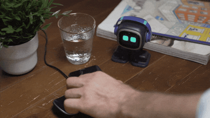 EMO - Robôzinho com Inteligência Artificial